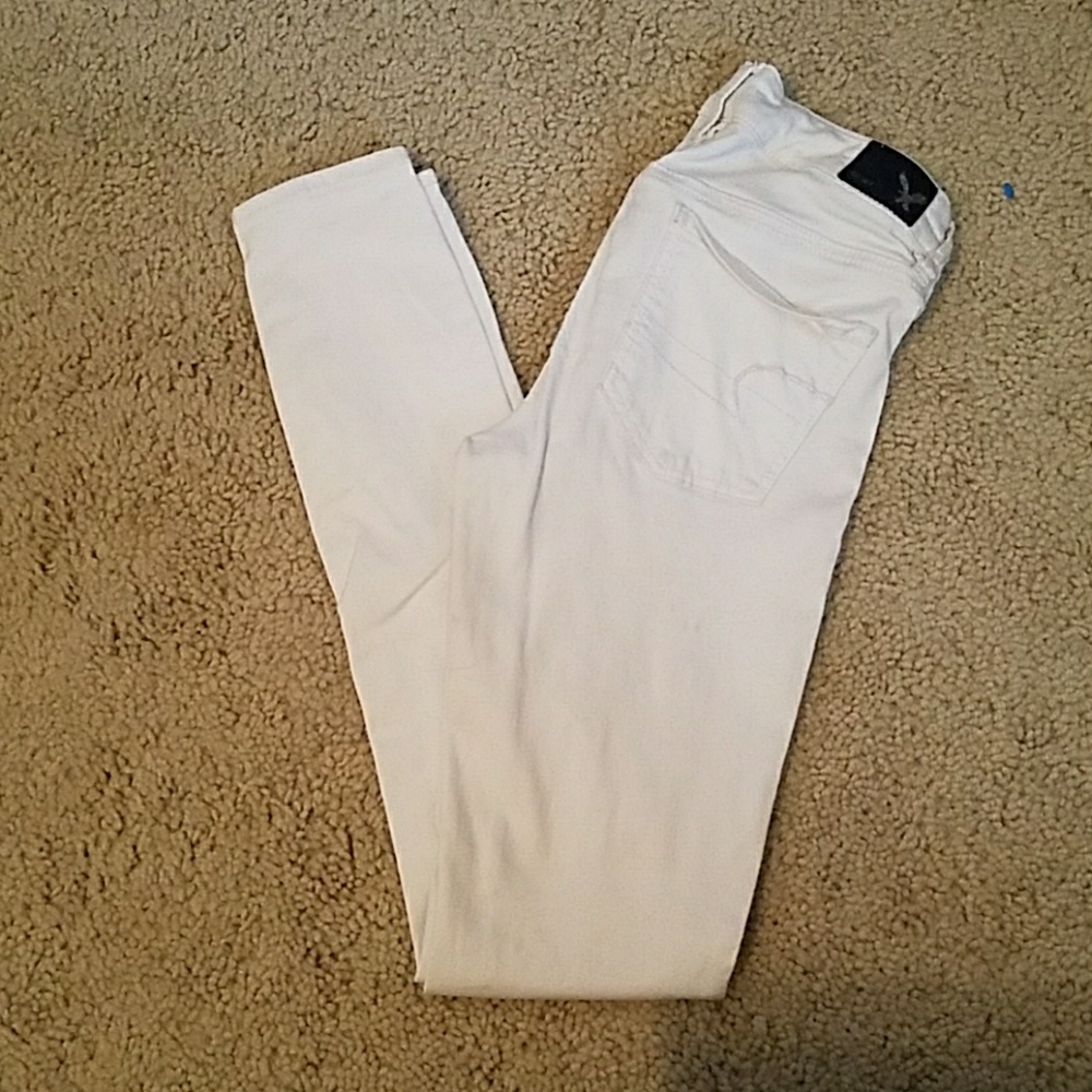 White American Eagle jeggings